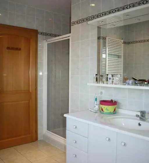 ベッドアンドブレックファースト Chambre D Hôtes Le Lavandin Et Sa Cuisine Privative