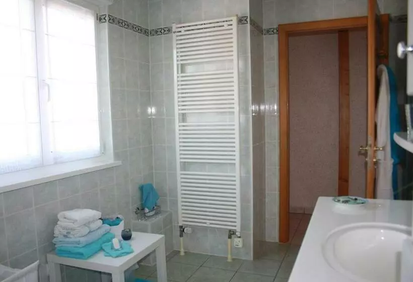 ベッドアンドブレックファースト Chambre D Hôtes Le Lavandin Et Sa Cuisine Privative