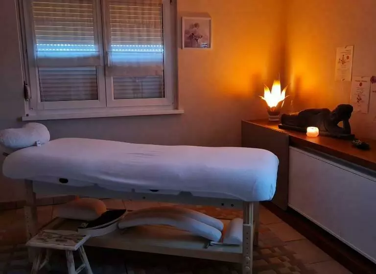 ベッドアンドブレックファースト Chambre D Hôtes Le Lavandin Et Sa Cuisine Privative