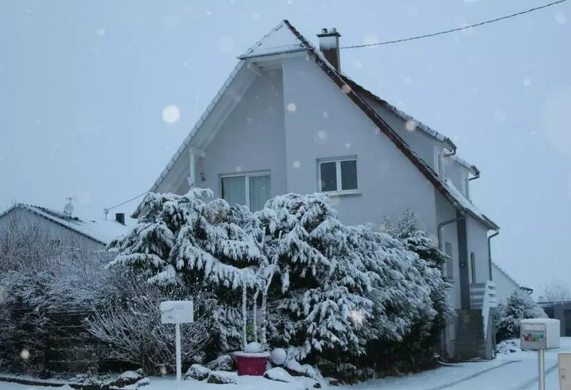 ベッドアンドブレックファースト Chambre D Hôtes Le Lavandin Et Sa Cuisine Privative