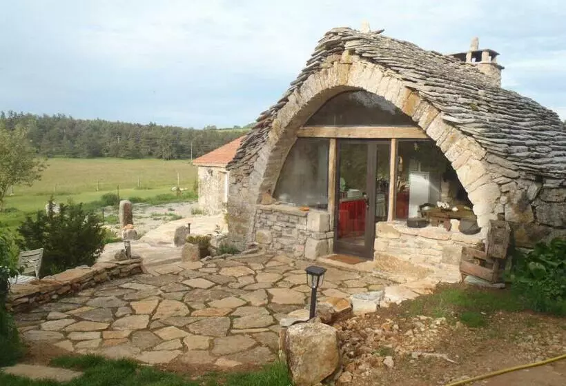 Aamiaismajoitus (B&B) Chambres Du Domaine De Bombes