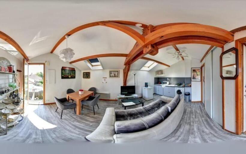 ベッドアンドブレックファースト Chambres Du Petit Bonheur