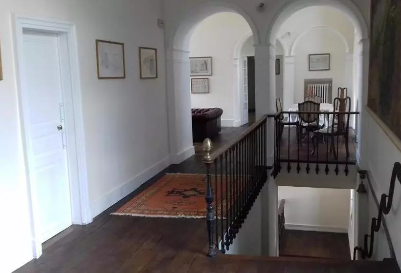 ベッドアンドブレックファースト Chateau De La Lucazière