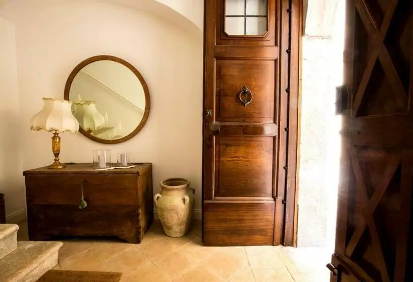 Aamiaismajoitus (B&B) Donna Chiara