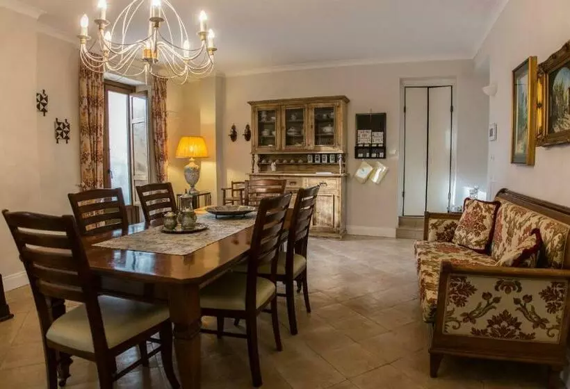 Aamiaismajoitus (B&B) Donna Chiara