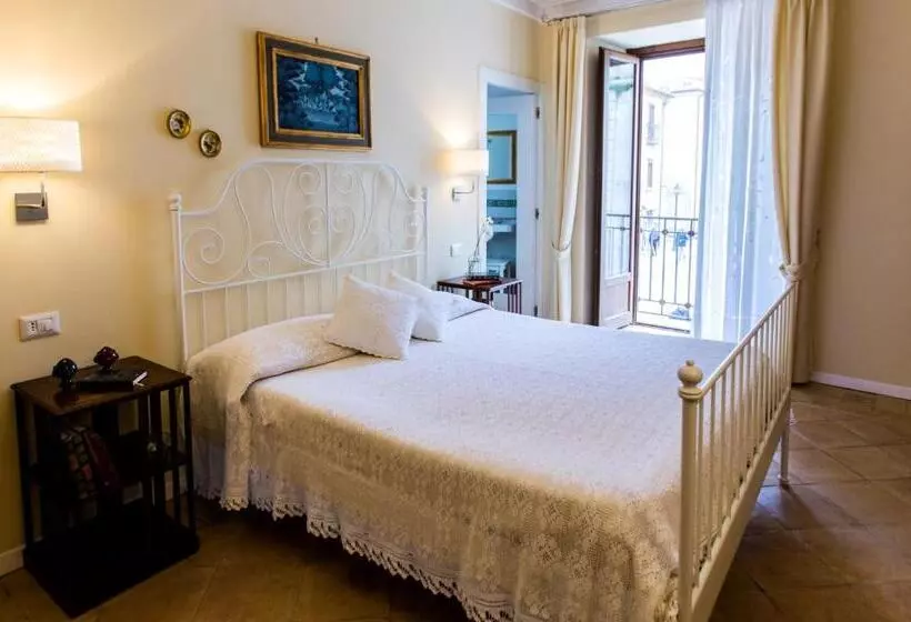 Aamiaismajoitus (B&B) Donna Chiara
