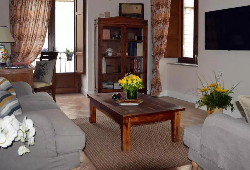 Aamiaismajoitus (B&B) Donna Chiara