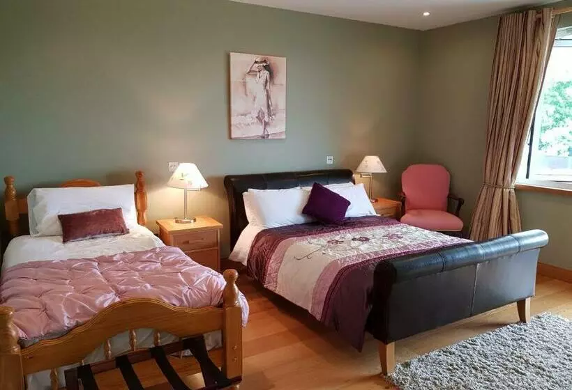 Aamiaismajoitus (B&B) Hazelwood Country House