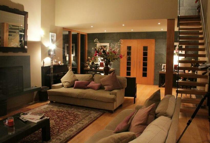 민박 Hazelwood Country House