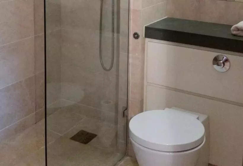 Aamiaismajoitus (B&B) Hazelwood Country House