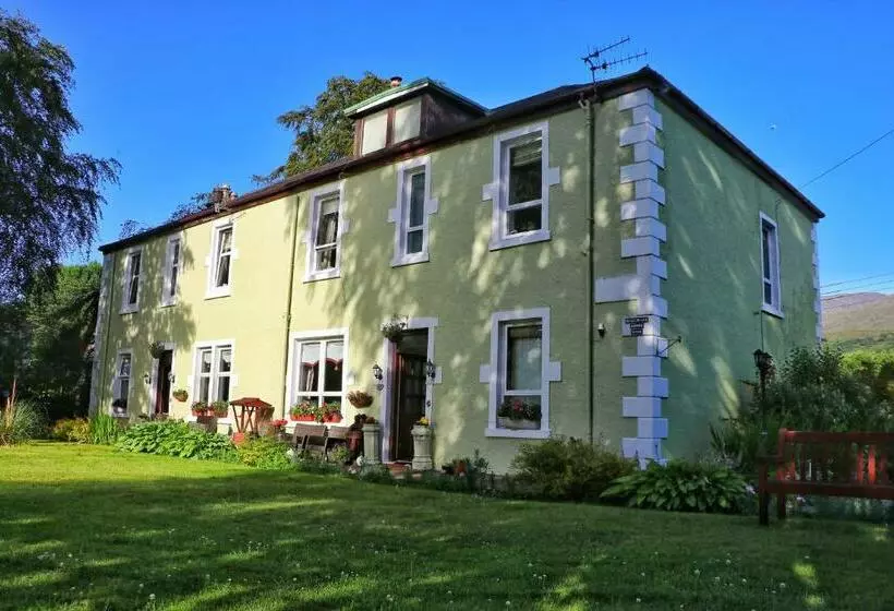 Aamiaismajoitus (B&B) Inverlochy Villas