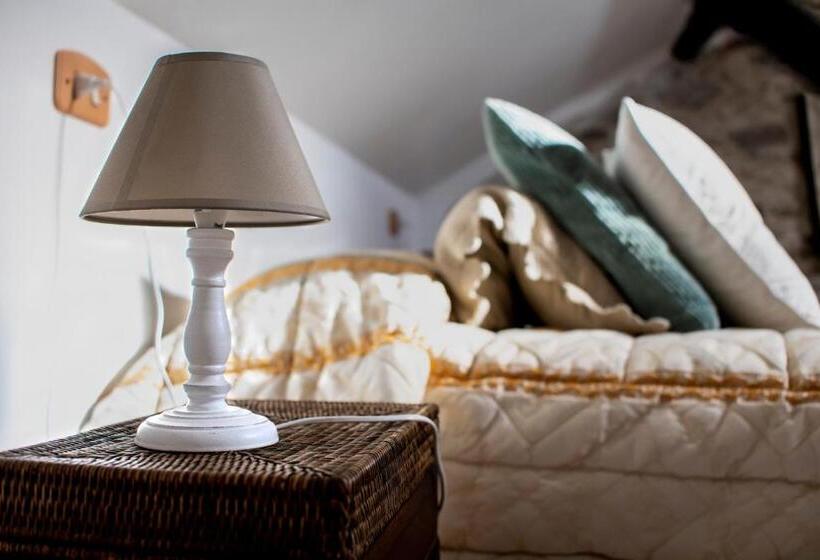 Bed and Breakfast Pin De Stèlle