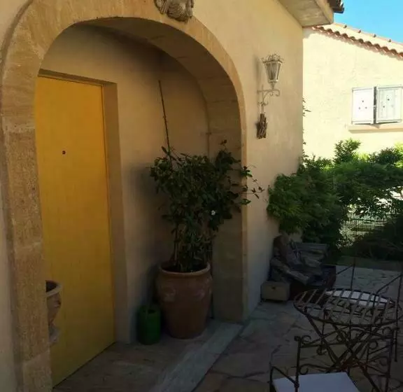 Aamiaismajoitus (B&B) Villa La Lézardière