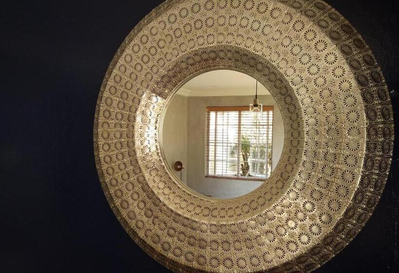 ペンション Cottage Guesthouse