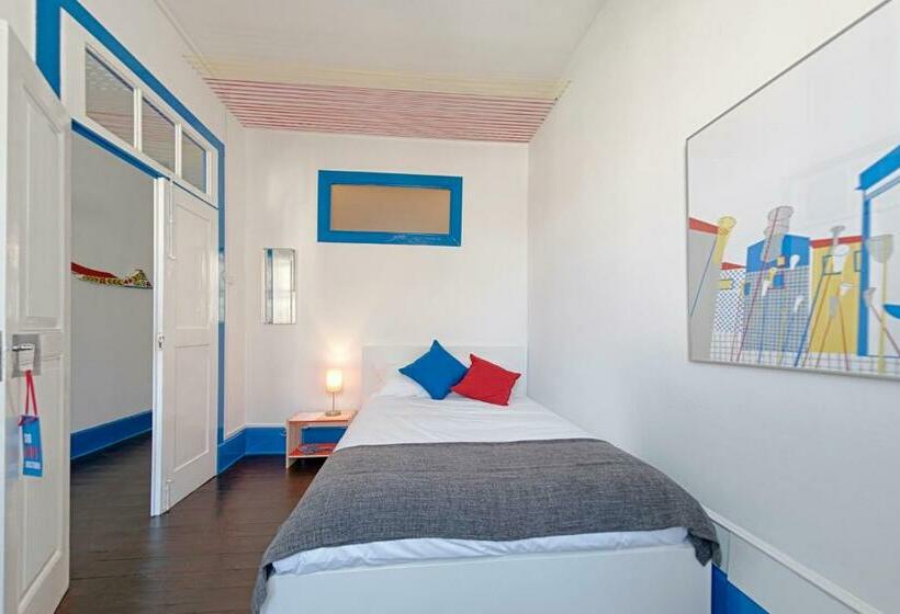 بنسيون Ponto De Abrigo