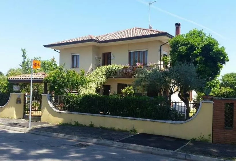 Aamiaismajoitus (B&B) A Casa Di Gabri