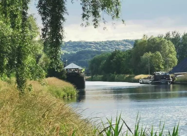 تختخواب و صبحانه Bateau Entre Lille Et Paris