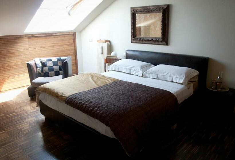 Bed and Breakfast Elena S Home