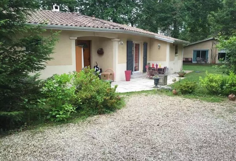 Aamiaismajoitus (B&B) La Maison De Caroline