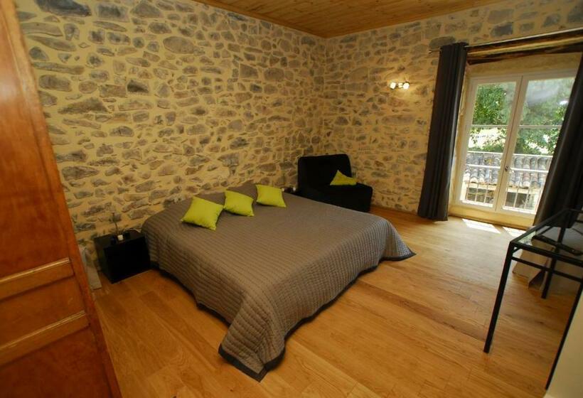 مبيت وإفطار Le Coing Des Vignes