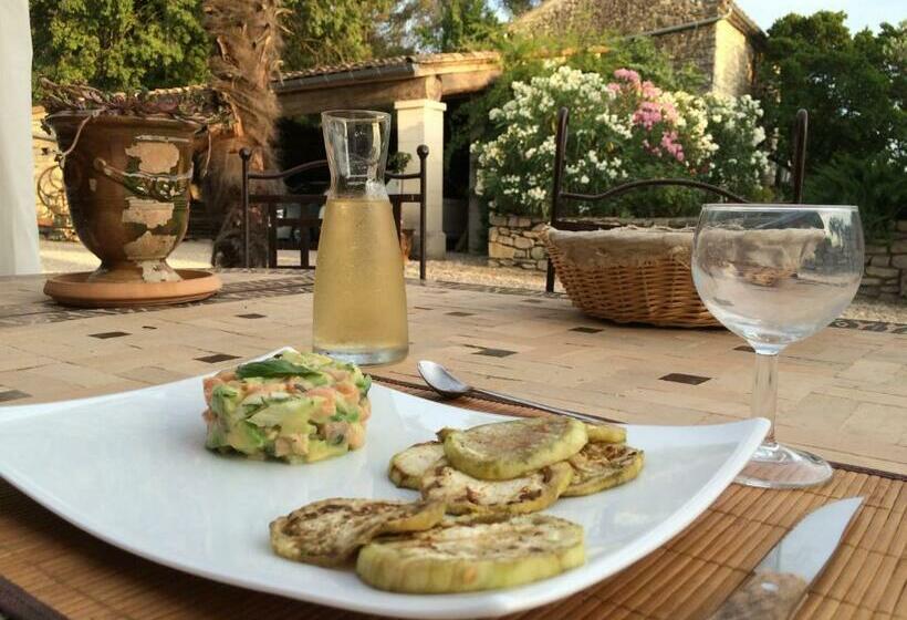 مبيت وإفطار Le Coing Des Vignes