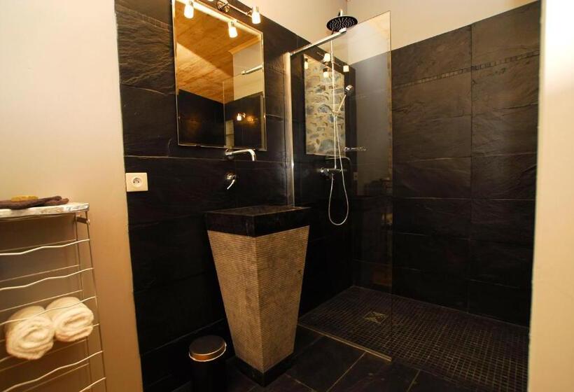 مبيت وإفطار Le Coing Des Vignes