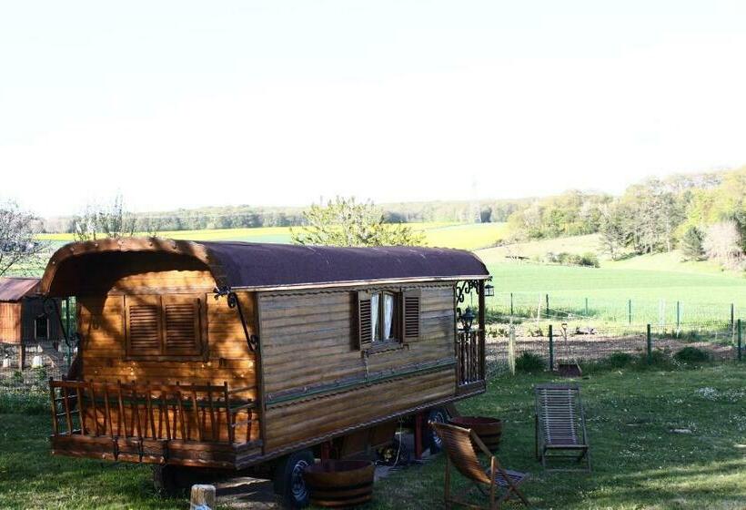 Bed and Breakfast Roulotte Montfée