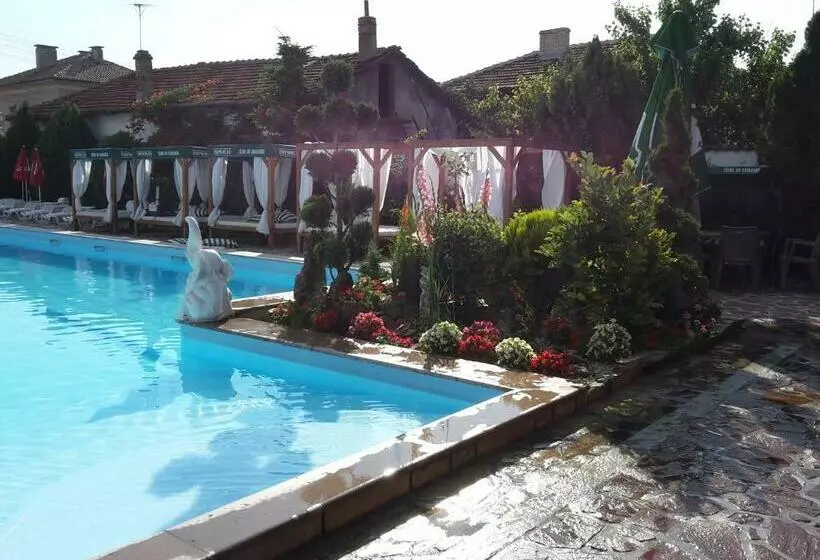 Family Hotel Zhelkovi   Olympia