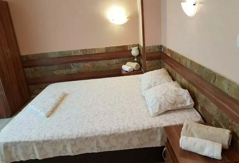 Family Hotel Zhelkovi   Olympia