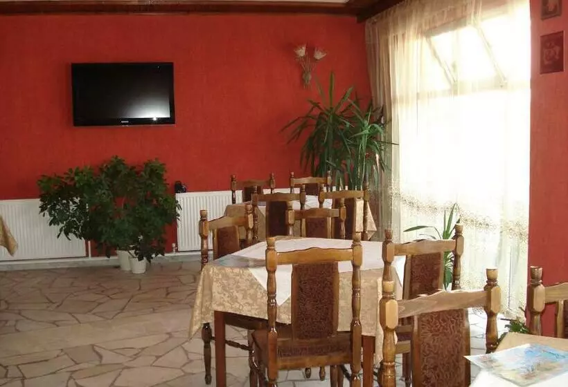 Family Hotel Zhelkovi   Olympia