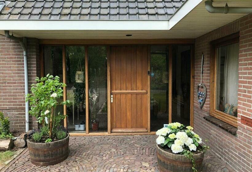 פנסיון B&b Wicherumloo