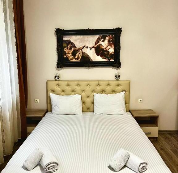 פנסיון Damyanov House