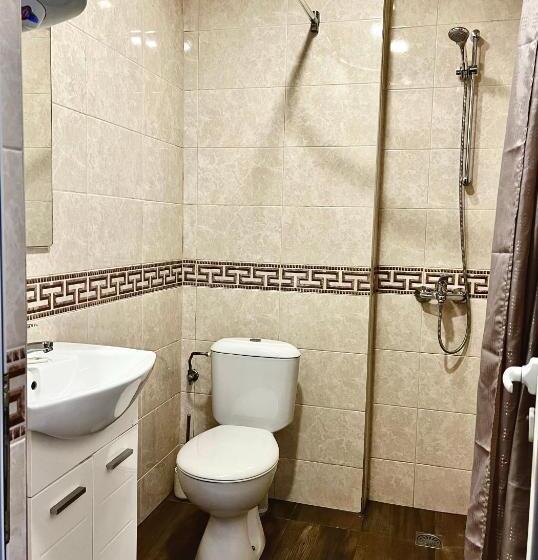 פנסיון Damyanov House