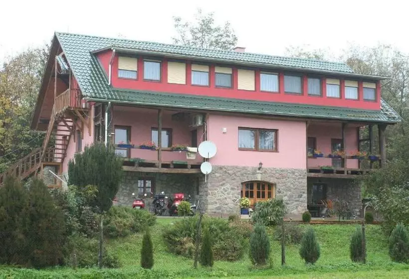 Majatalo Gadányi Vendégház és Lovarda