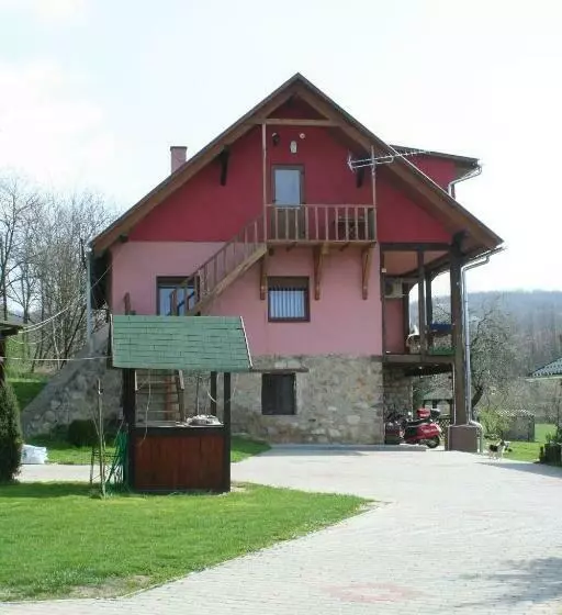 Majatalo Gadányi Vendégház és Lovarda