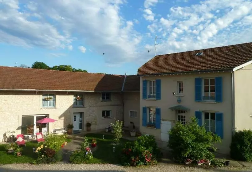 ペンション Les Chambres D Hôtes Joy