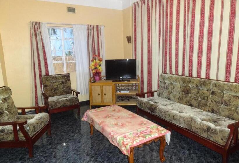 پانسیون Son House Studio