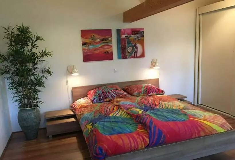 ペンション The Old Barn