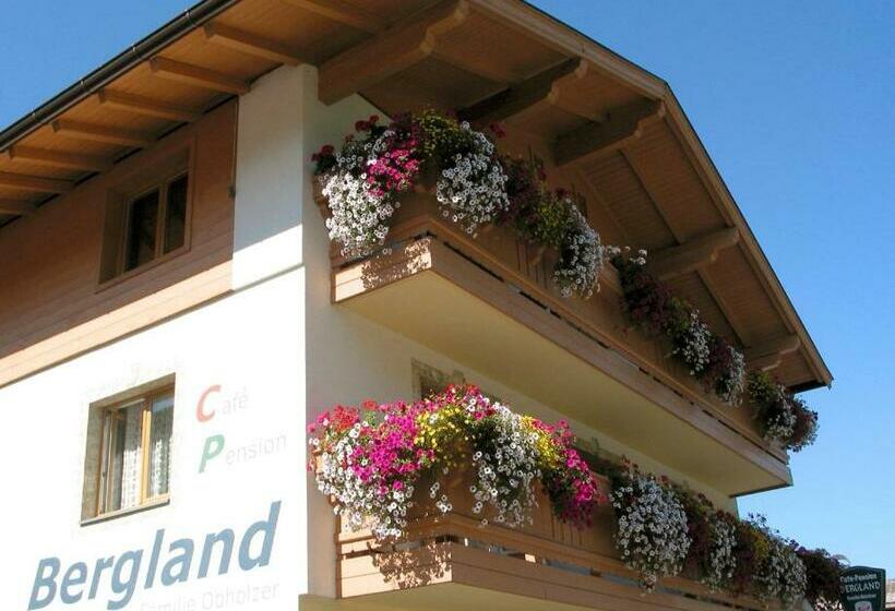 بنسيون Haus Bergland
