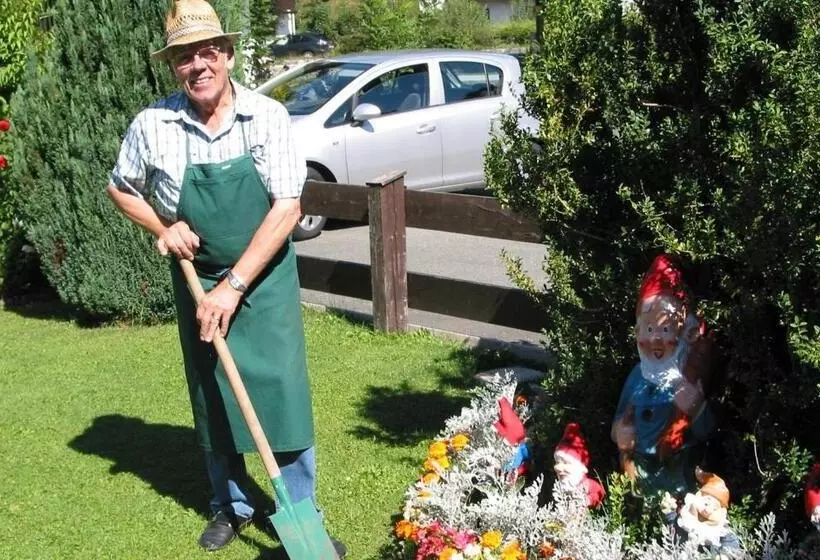 ペンション Haus Bergland