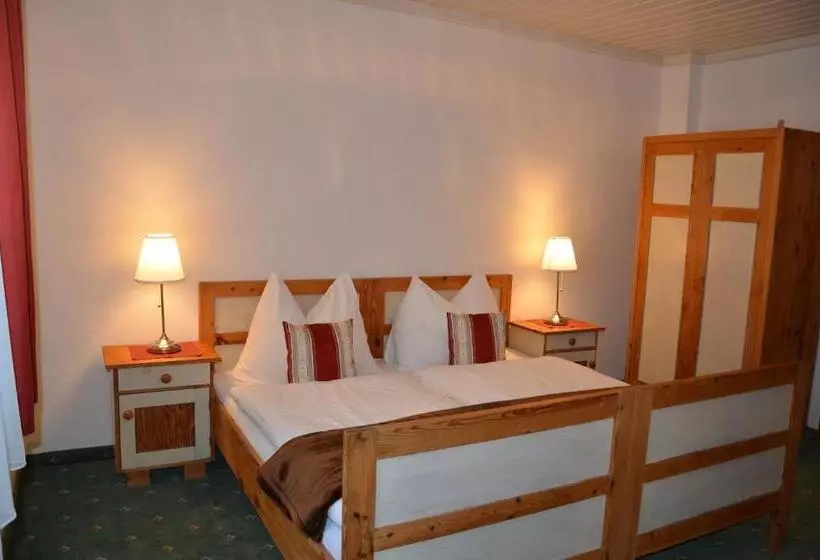 ペンション Haus Bergland