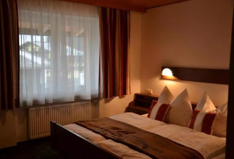 ペンション Haus Bergland