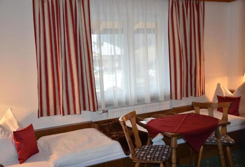 بنسيون Haus Bergland