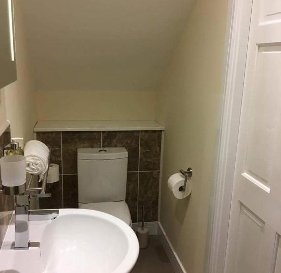 پانسیون Sandvilla Guesthouse