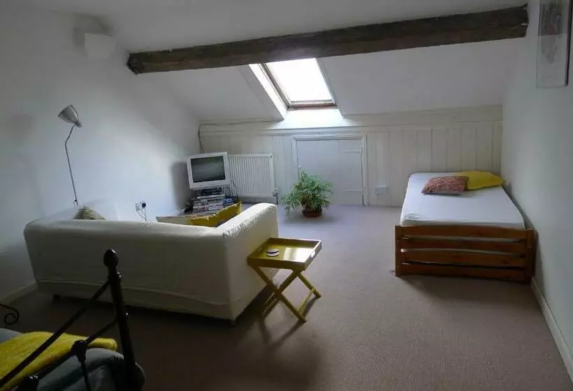 Totters Hostel