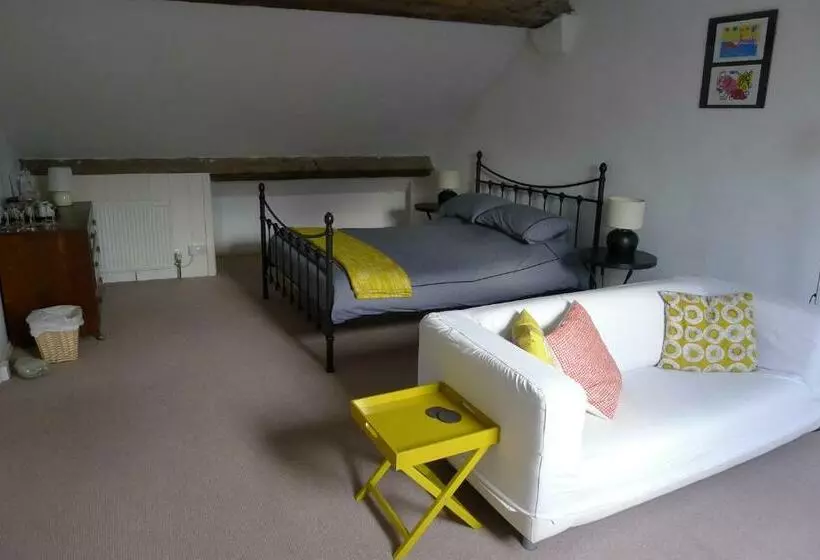 Totters Hostel