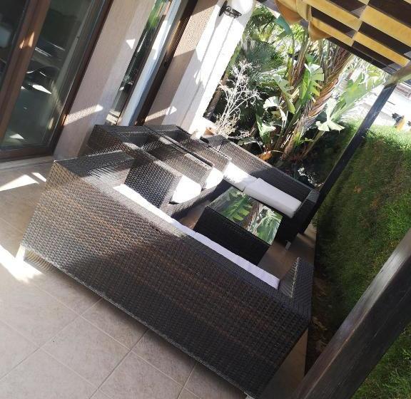 Avillion Holiday Apartment