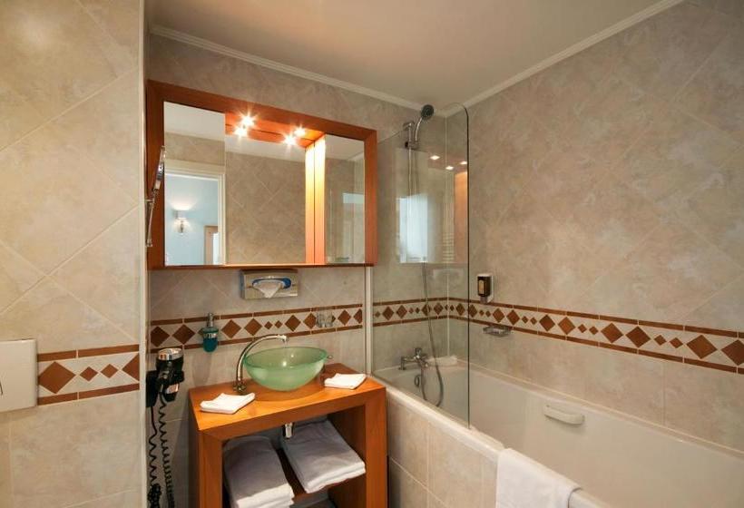 Golden Prague Residence