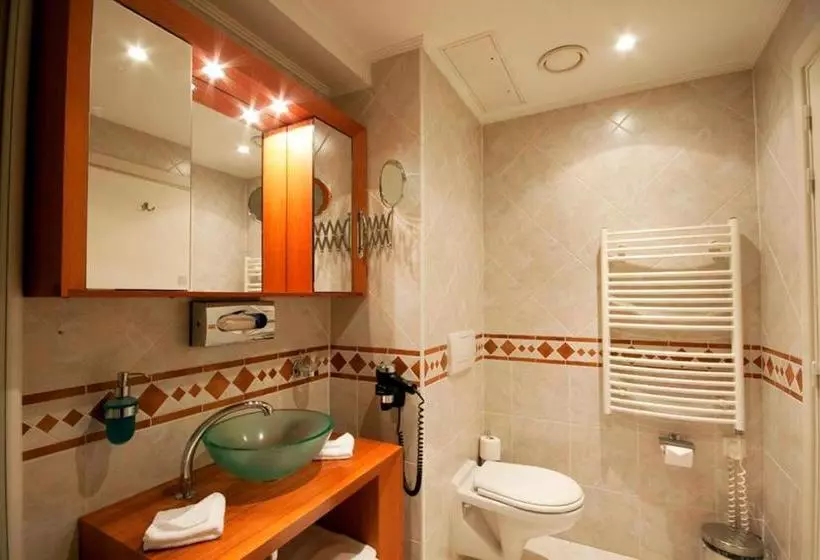 Golden Prague Residence