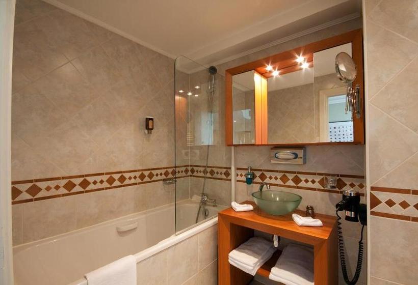 Golden Prague Residence